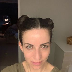 Meet your Posher, April